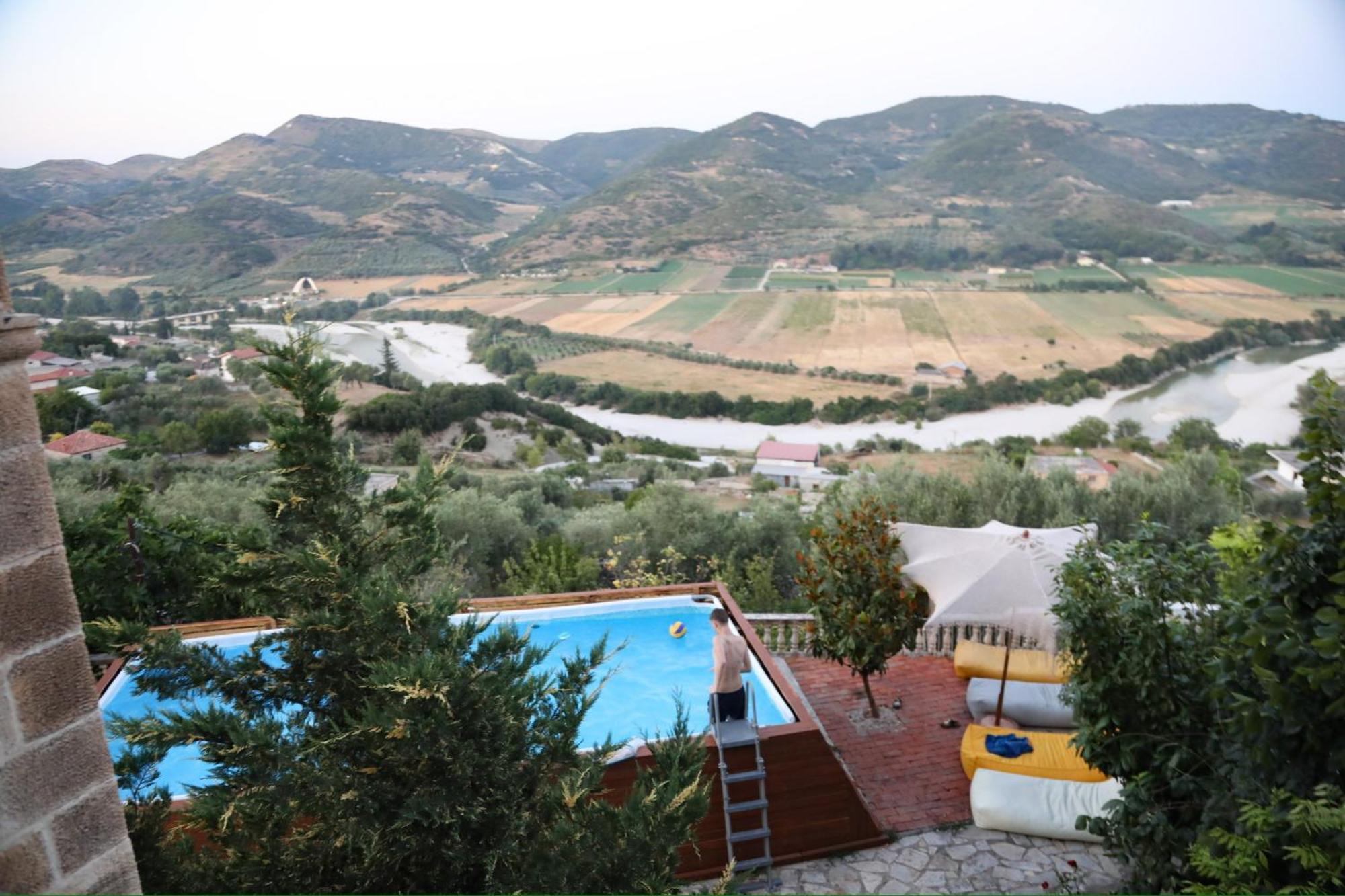 Villa Roan Vlorë