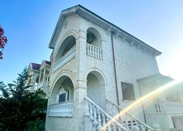Vila Roan